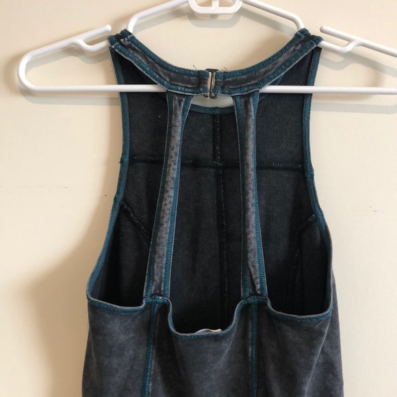 Bodycon Back Detail Dress 💥💥 - Picture 4 of 7